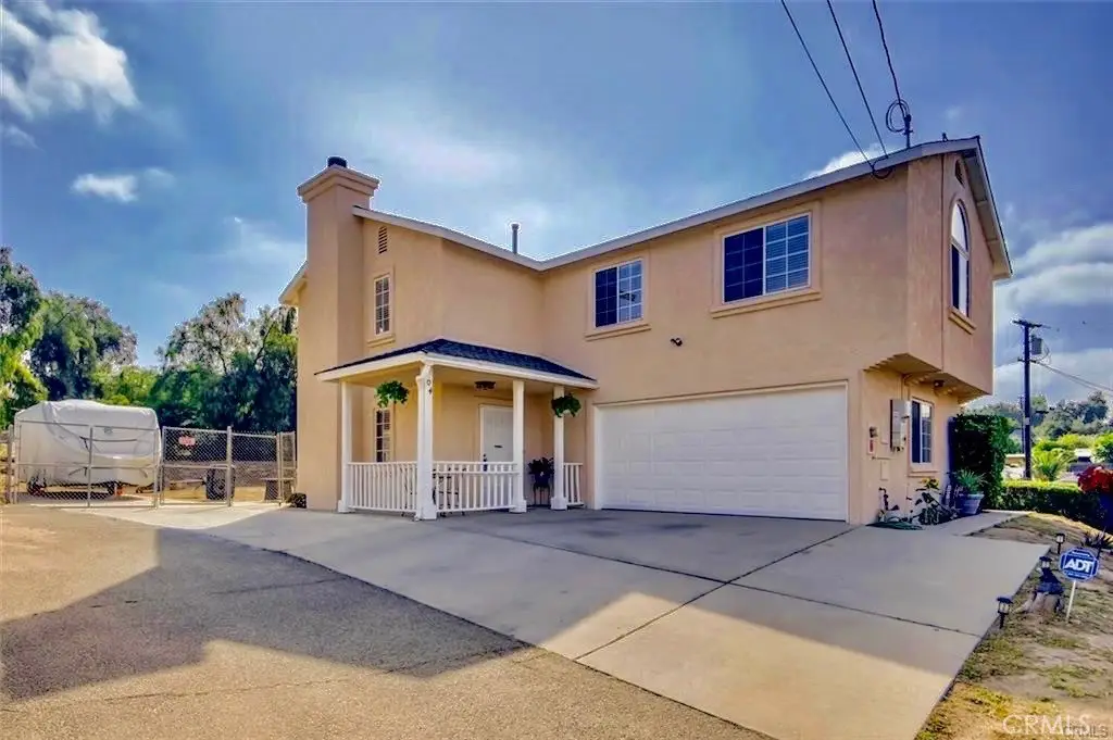 704 Heard Lane, Ramona, CA 92065
