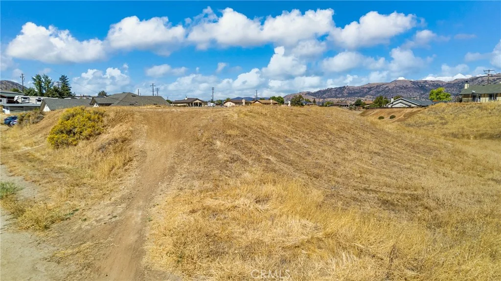 20131 La Jara Drive, Tehachapi, CA 93561 photo 3