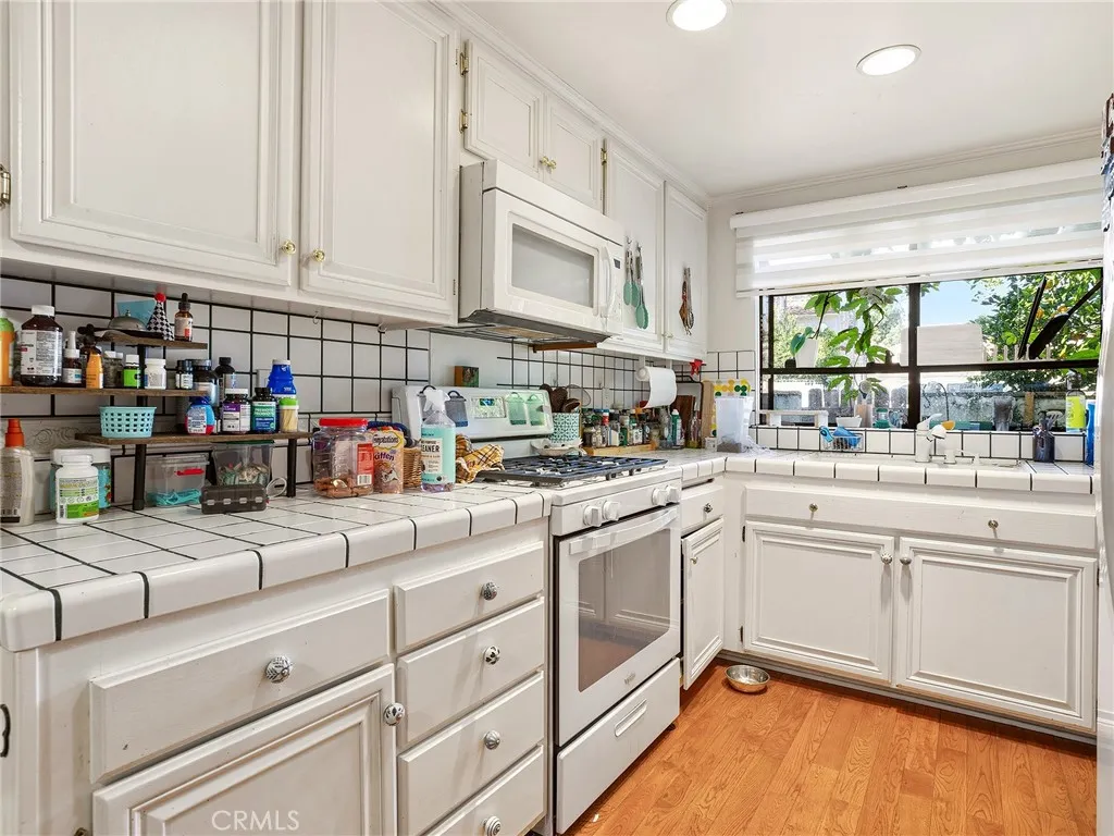 Additional image 44 of 8348 Penfield Avenue Unit 3, Winnetka, CA 91306