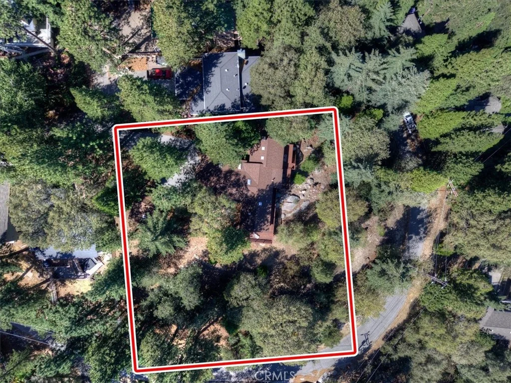 171 Bambi Trail, Crestline, CA 92325