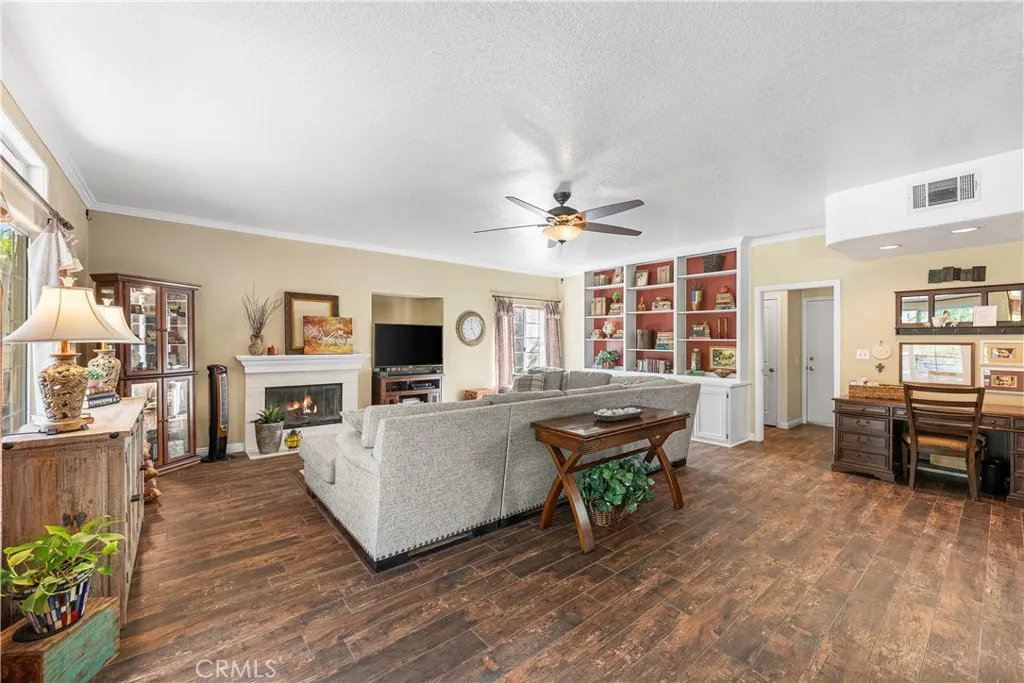 Additional image 92 of 42204 Round Hill Dr, Lancaster, CA 93536