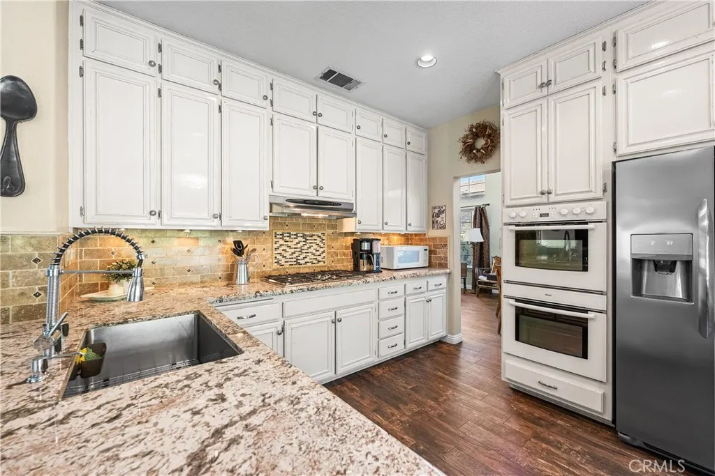 Additional image 101 of 42204 Round Hill Dr, Lancaster, CA 93536