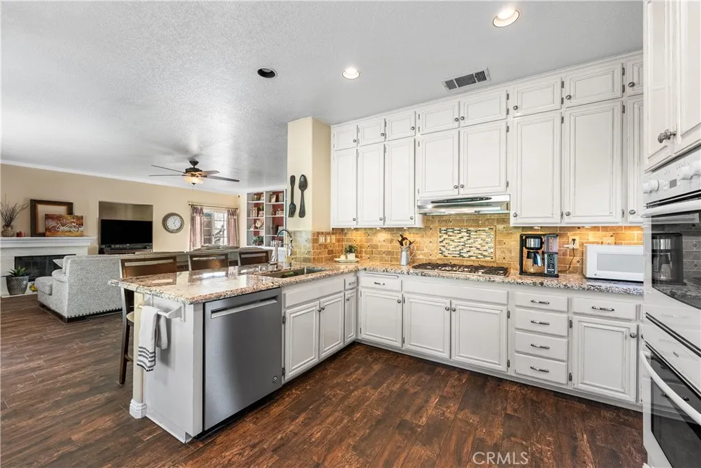 Additional image 103 of 42204 Round Hill Dr, Lancaster, CA 93536