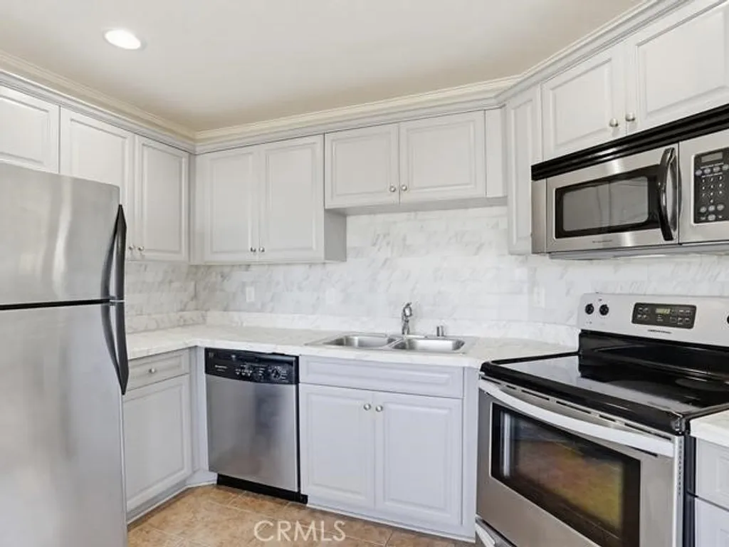 Additional image 15 of 3455 Paseo De Alicia Unit 13, Oceanside, CA 92056