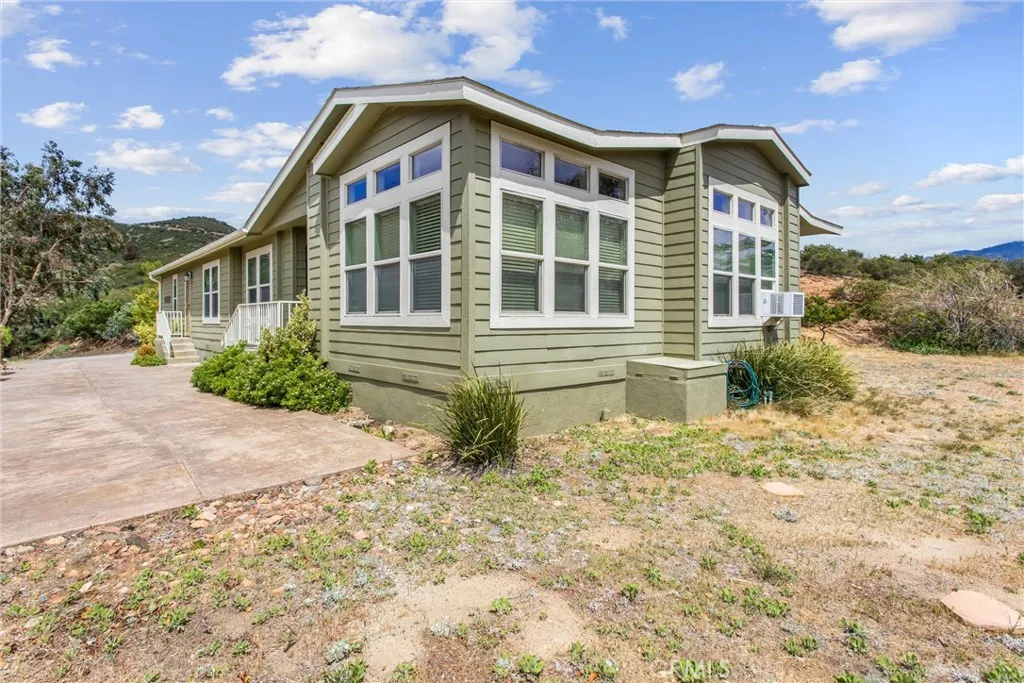 Additional image 93 of 47112 Woodcliff Drive, Banning, CA 92220