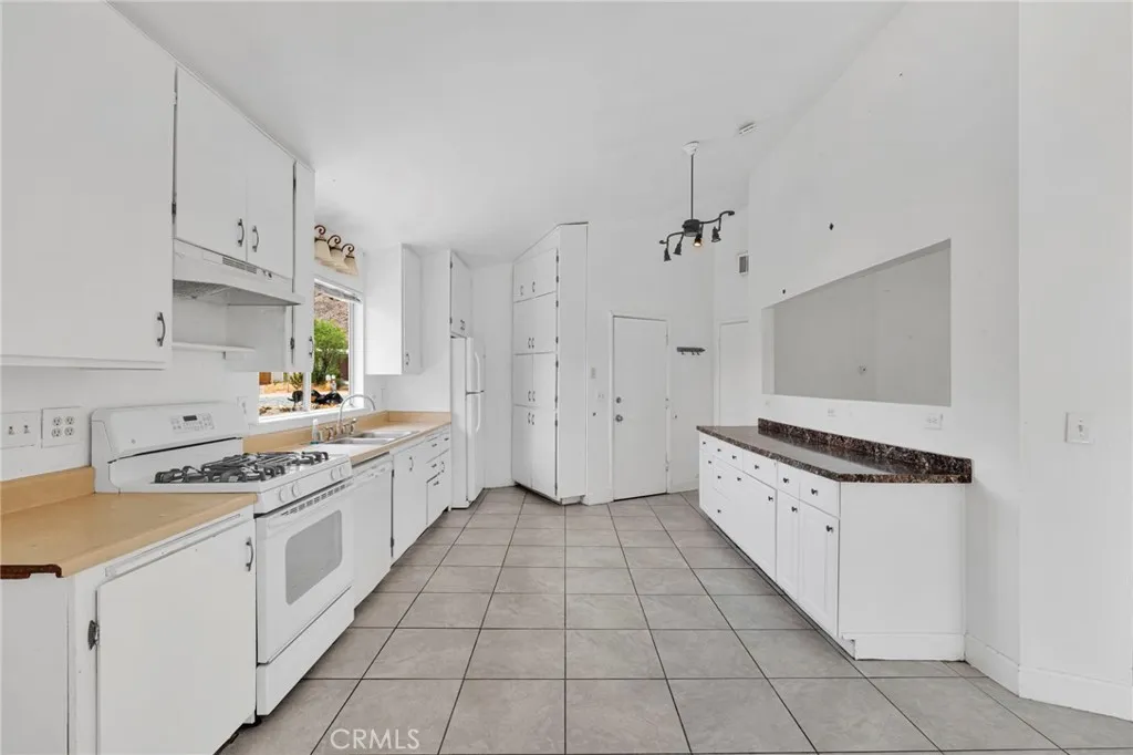 Additional image 58 of 72662 Sullivan, 29 Palms, CA 92277