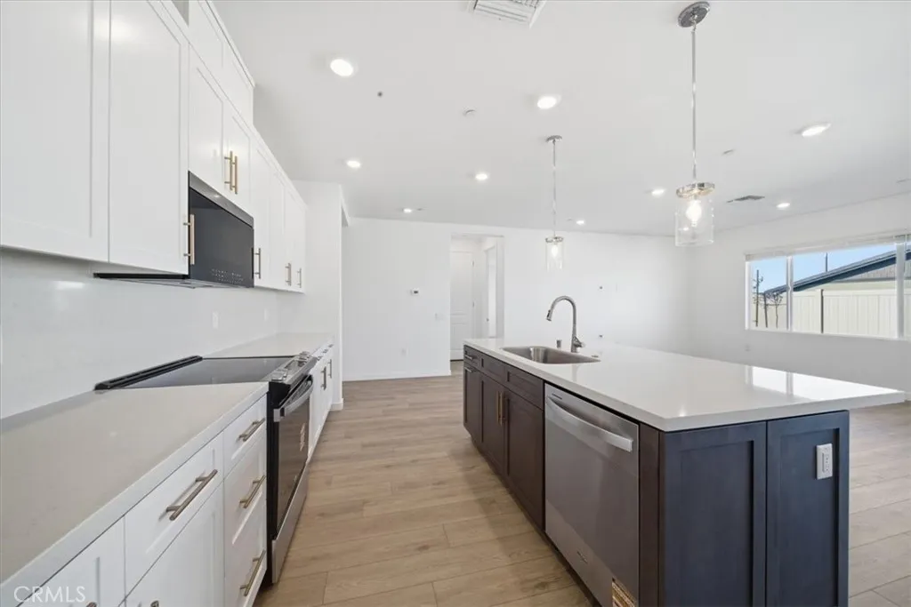 Additional image 39 of 44273 Homestead Street, Lancaster, CA 93535