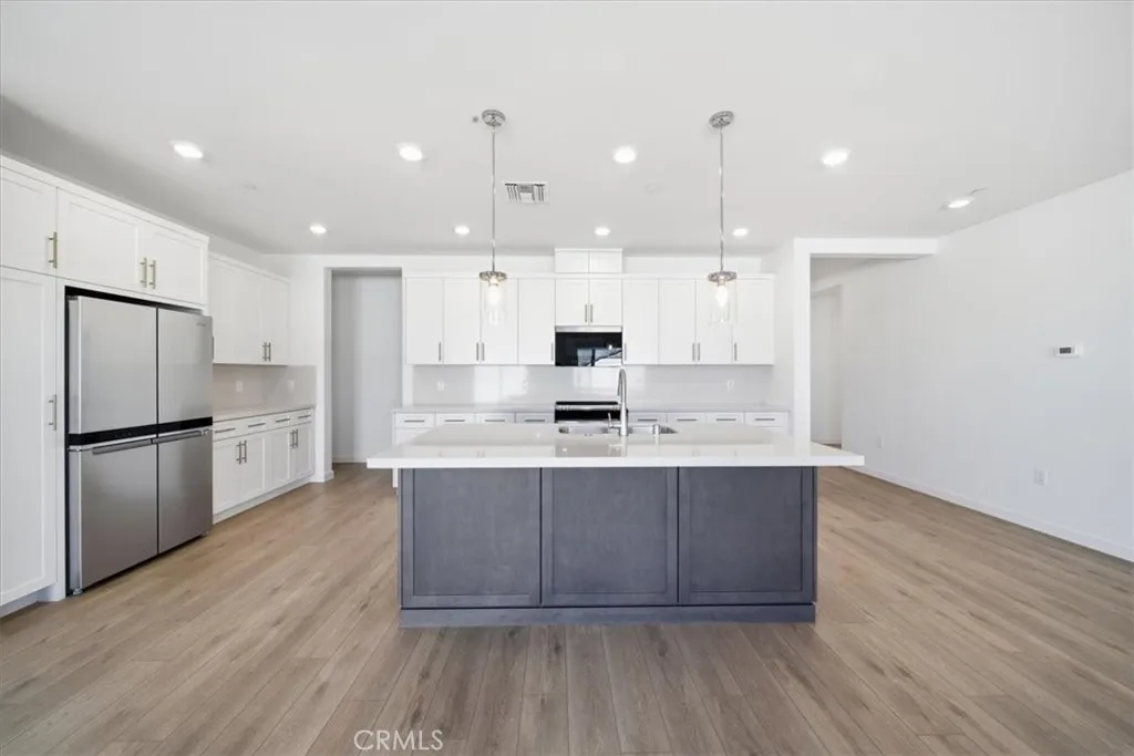 Additional image 38 of 44273 Homestead Street, Lancaster, CA 93535