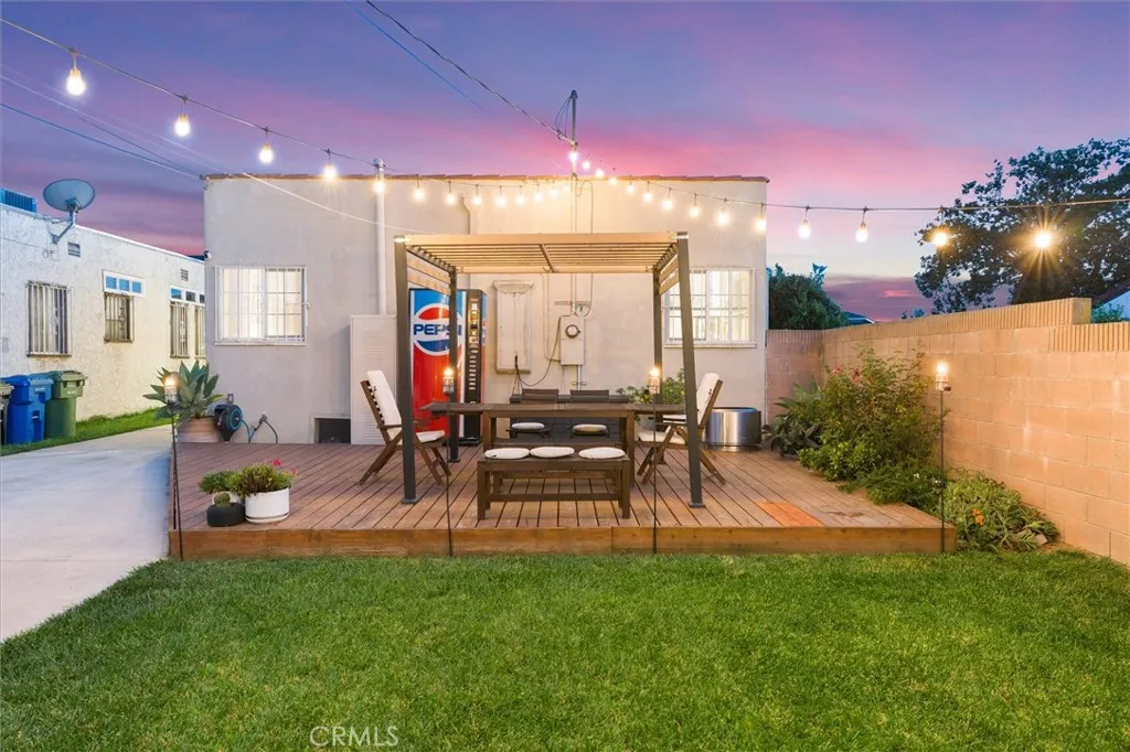 Additional image 56 of 527 W 106th Street, Los Angeles, CA 90044