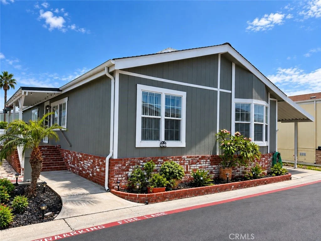 21851 Newland St, Huntington Beach, CA 92646