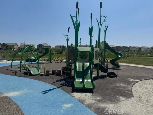 Additional image 74 of 2464 Gunner Ridge Way, Rialto, CA 92377