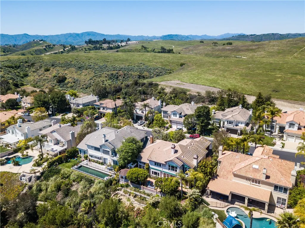 5954 County Oak Road, Woodland Hills, CA 91367