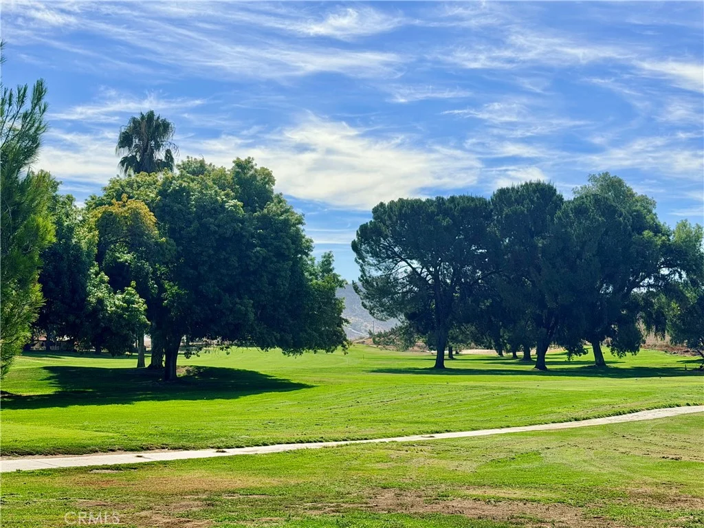 1874 Ash Tree Lane, Hemet, CA 92545
