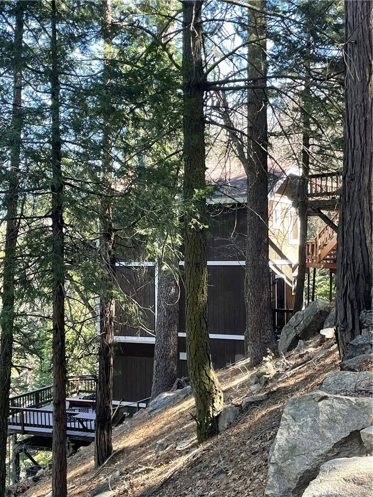 Additional image 10 of 1059 Mercury Way, Crestline, CA 92325