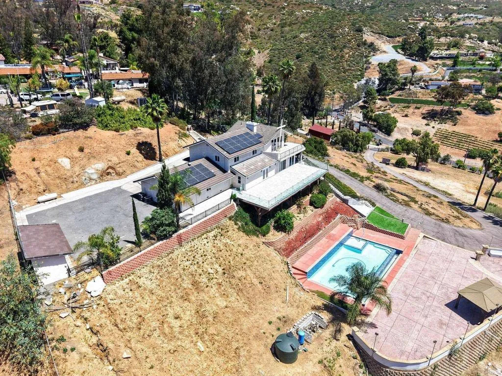 Additional image 10 of 1710 Lotus Lane, El Cajon, CA 92021