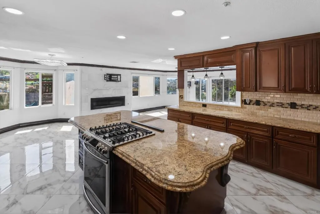 Additional image 23 of 1710 Lotus Lane, El Cajon, CA 92021