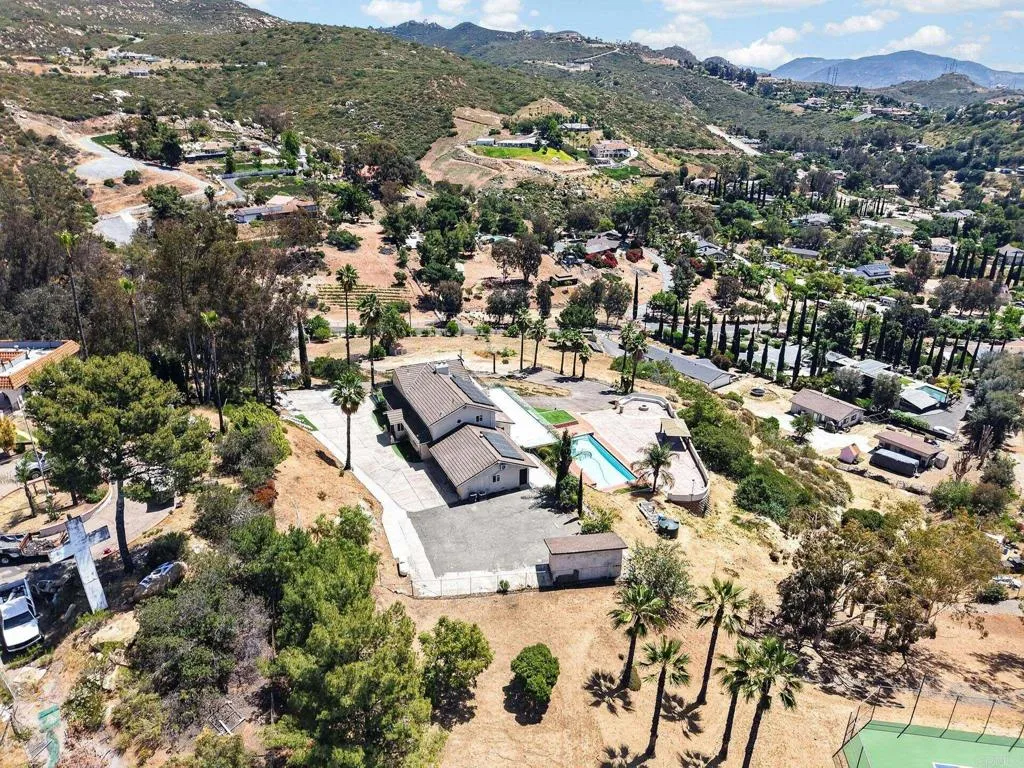 Additional image 11 of 1710 Lotus Lane, El Cajon, CA 92021