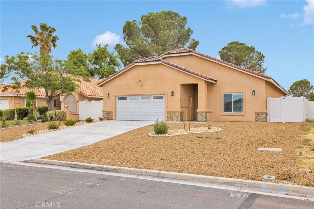 Additional image 3 of 27354 Strawberry Ln, Helendale, CA 92342