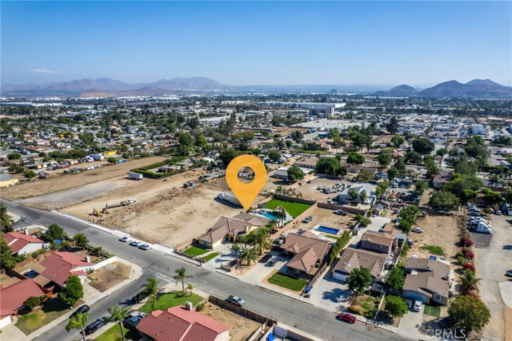18369 El Molino Street, Bloomington, CA 92316