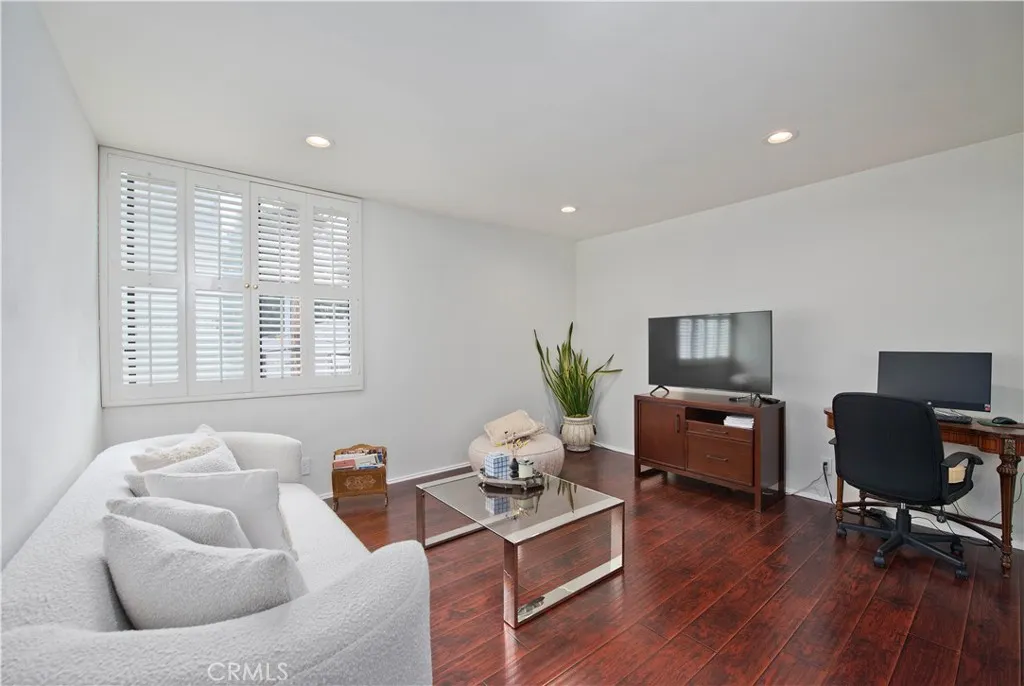 Additional image 37 of 14521 Benefit St Unit 207, Sherman Oaks, CA 91403