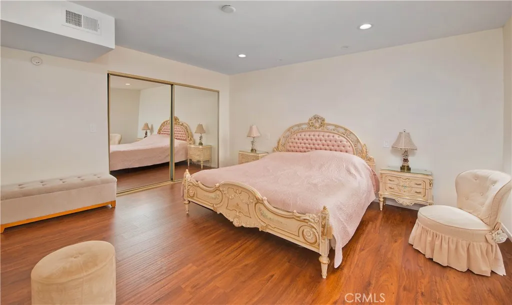 Additional image 34 of 14521 Benefit St Unit 207, Sherman Oaks, CA 91403