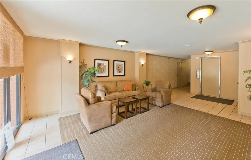 Additional image 45 of 14521 Benefit St Unit 207, Sherman Oaks, CA 91403