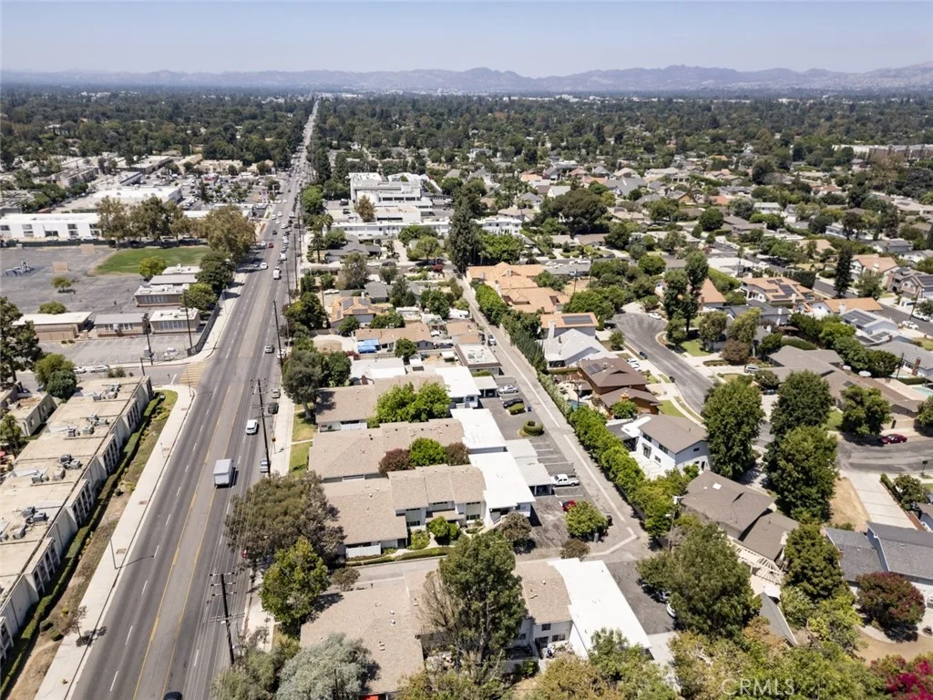 16733 Parthenia Street Unit 5, Northridge, CA 91343