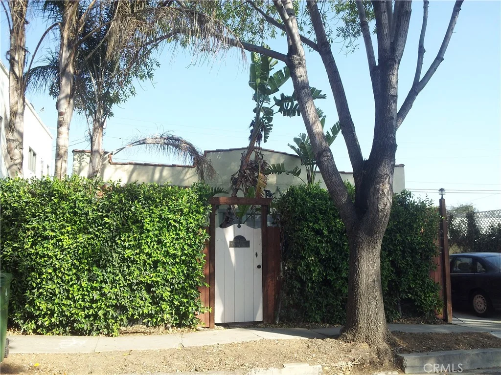 1250 N Citrus Avenue, Los Angeles, CA 90038