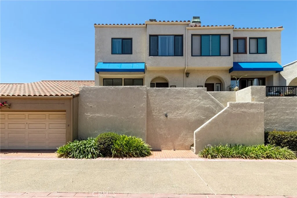 16456 Germain Cir Unit 223, Huntington Beach, CA 92649
