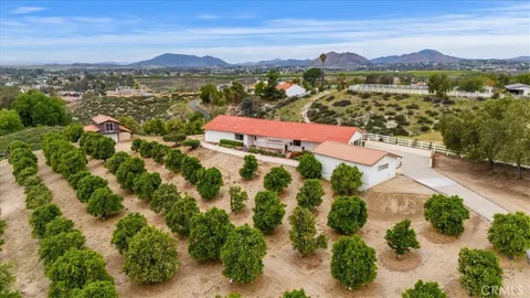 40861 Parado Del Sol Dr, Temecula, CA MLS: SW25065581