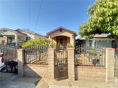 223 S Kern Avenue, Los Angeles, CA 90022 - MLS#: RS25017272