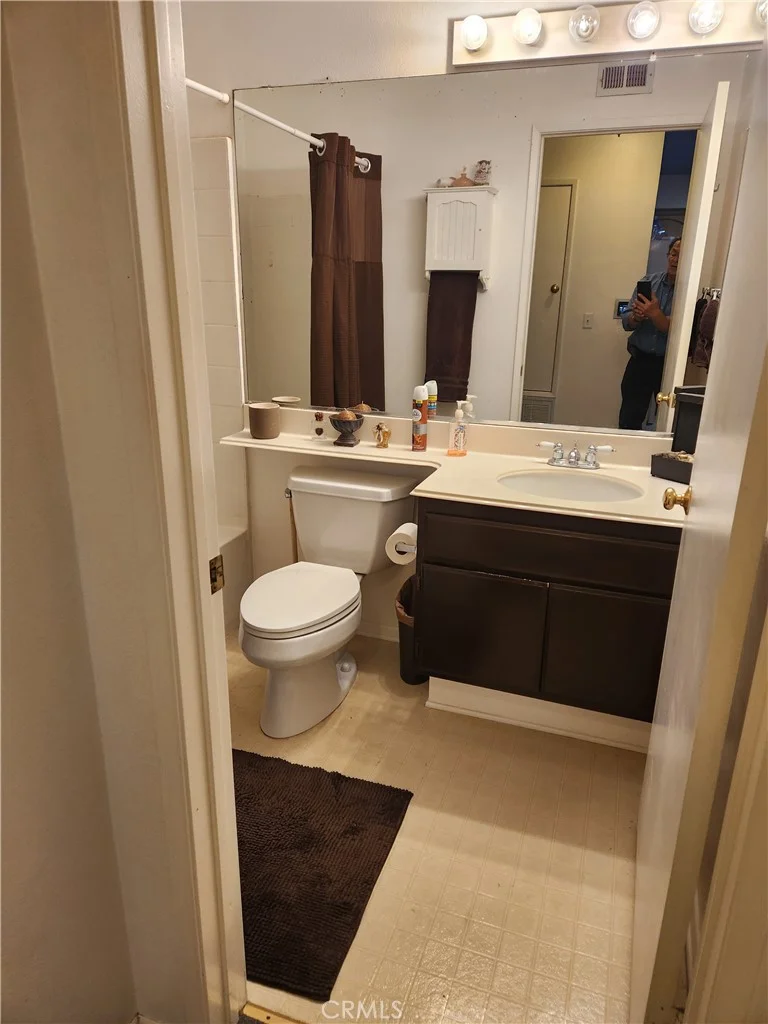 3402 Holly Grove St, Westlake Village, CA 91362