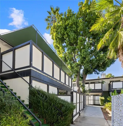 619 S Pasadena Avenue Unit 4, Pasadena, CA MLS: AR25042497