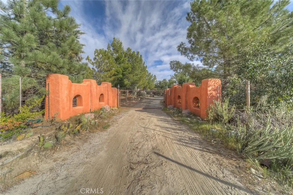 Additional image 2 of 37440 Old Forest Rd, Anza, CA 92539