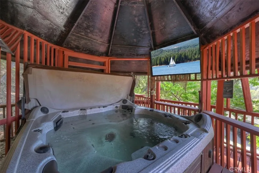 Additional image 35 of 24288 Zurich Drive, Crestline, CA 92325