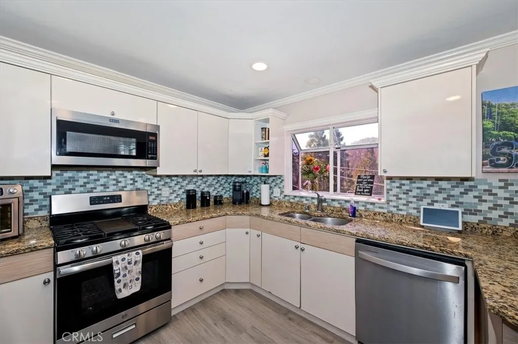 Additional image 55 of 24288 Zurich Drive, Crestline, CA 92325