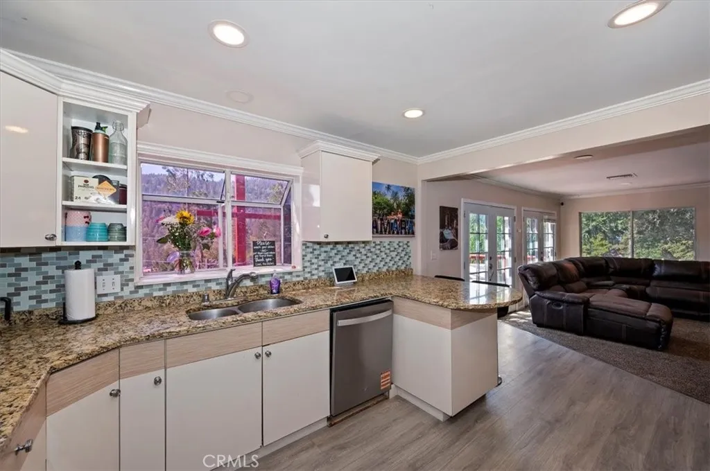 Additional image 15 of 24288 Zurich Drive, Crestline, CA 92325