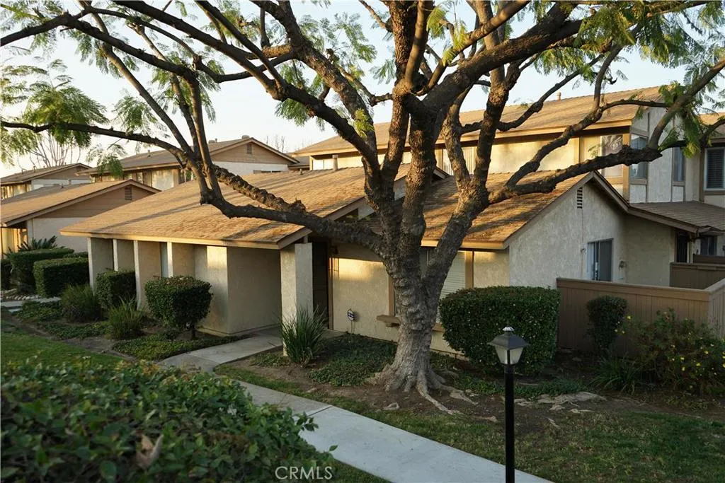 1422 Countrywood Ave Unit 74  