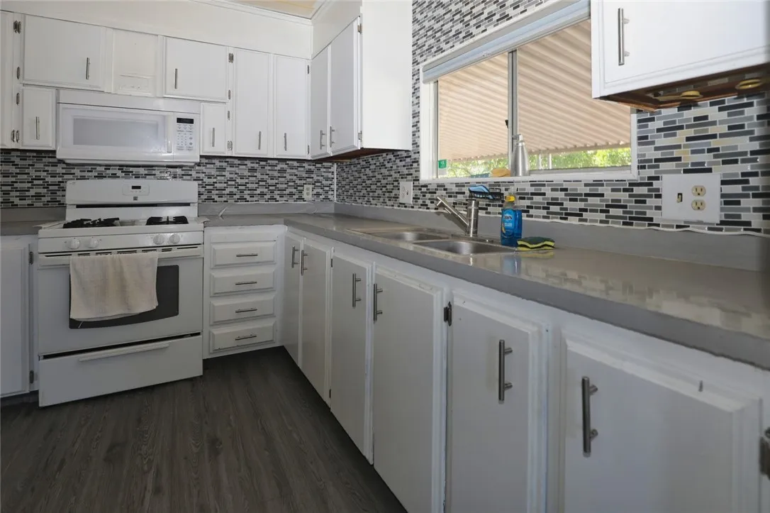 Additional image 66 of 5701 Live Oak Dr Unit 43, Kelseyville, CA 95451