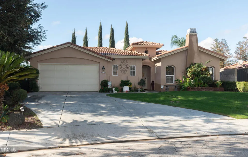 Property image for 3213 Waterloo Place, Bakersfield, CA 93311