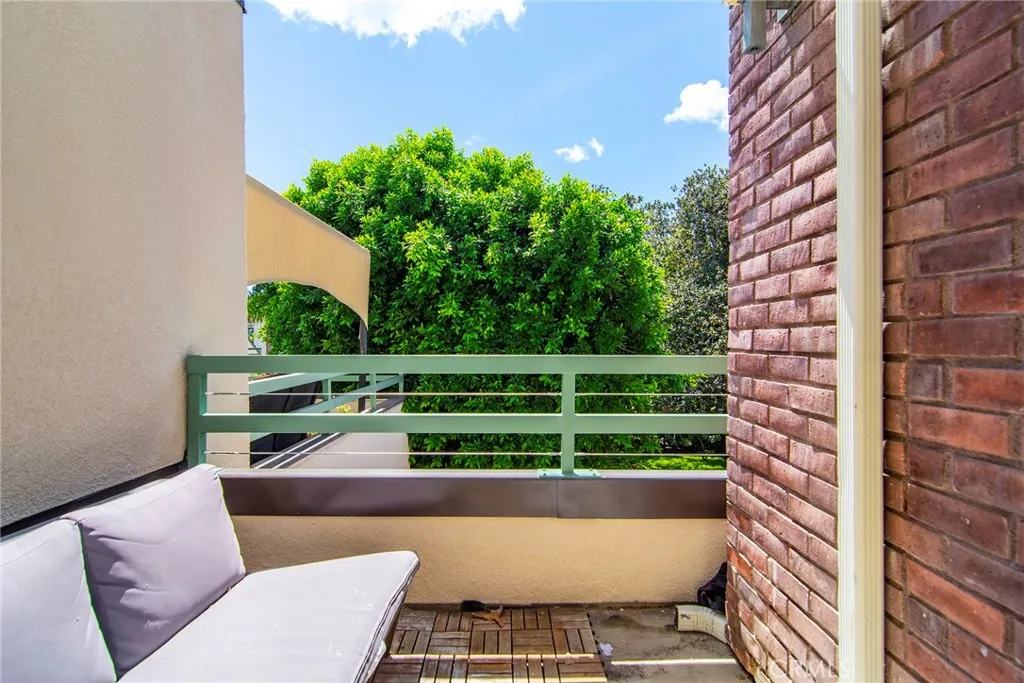 Additional image 64 of 18739 Hatteras Street Unit 55, Tarzana, CA 91356