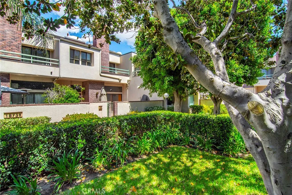 Additional image 38 of 18739 Hatteras Street Unit 55, Tarzana, CA 91356