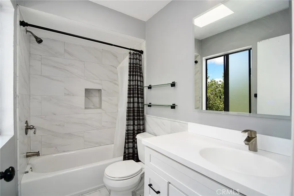 Additional image 28 of 18739 Hatteras Street Unit 55, Tarzana, CA 91356