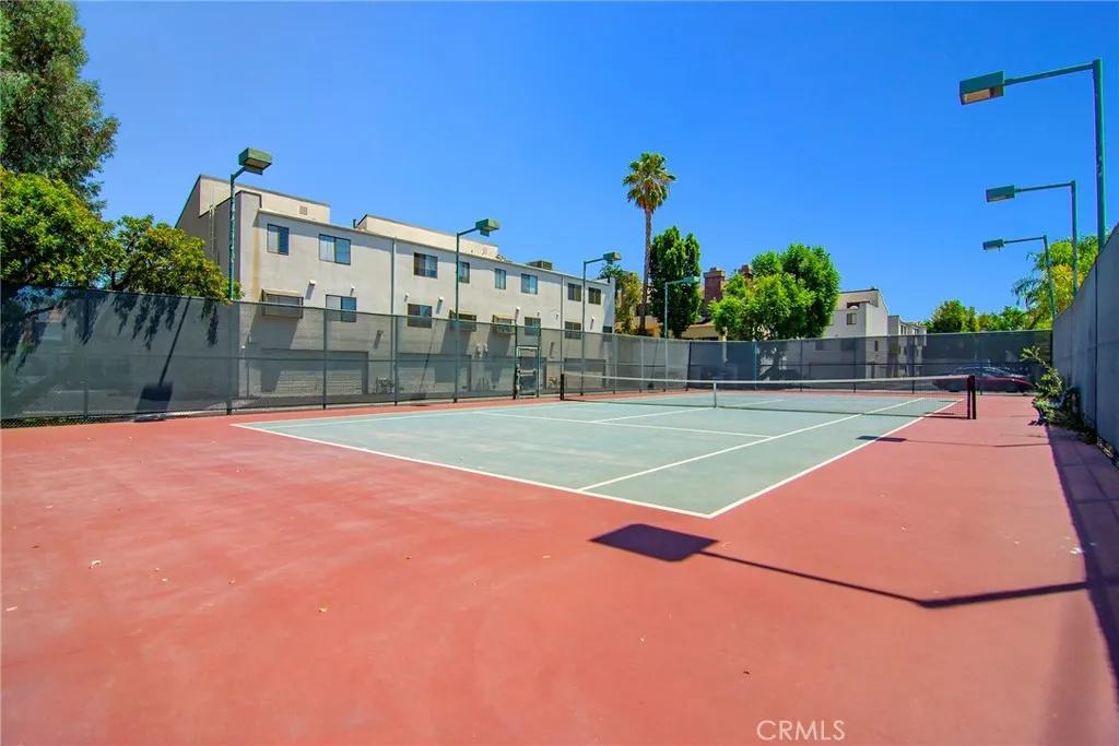 Additional image 77 of 18739 Hatteras Street Unit 55, Tarzana, CA 91356