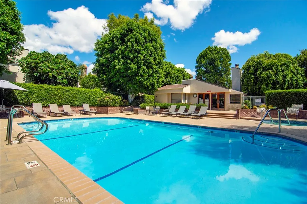 Additional image 33 of 18739 Hatteras Street Unit 55, Tarzana, CA 91356