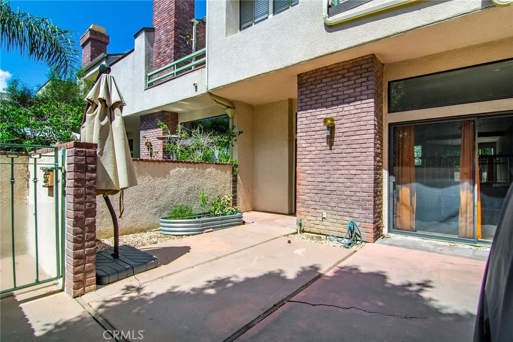 Additional image 4 of 18739 Hatteras Street Unit 55, Tarzana, CA 91356