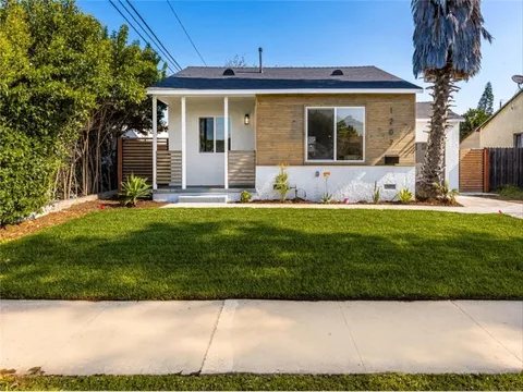 1207 W Magnolia Street, Compton, CA MLS: WS25097482