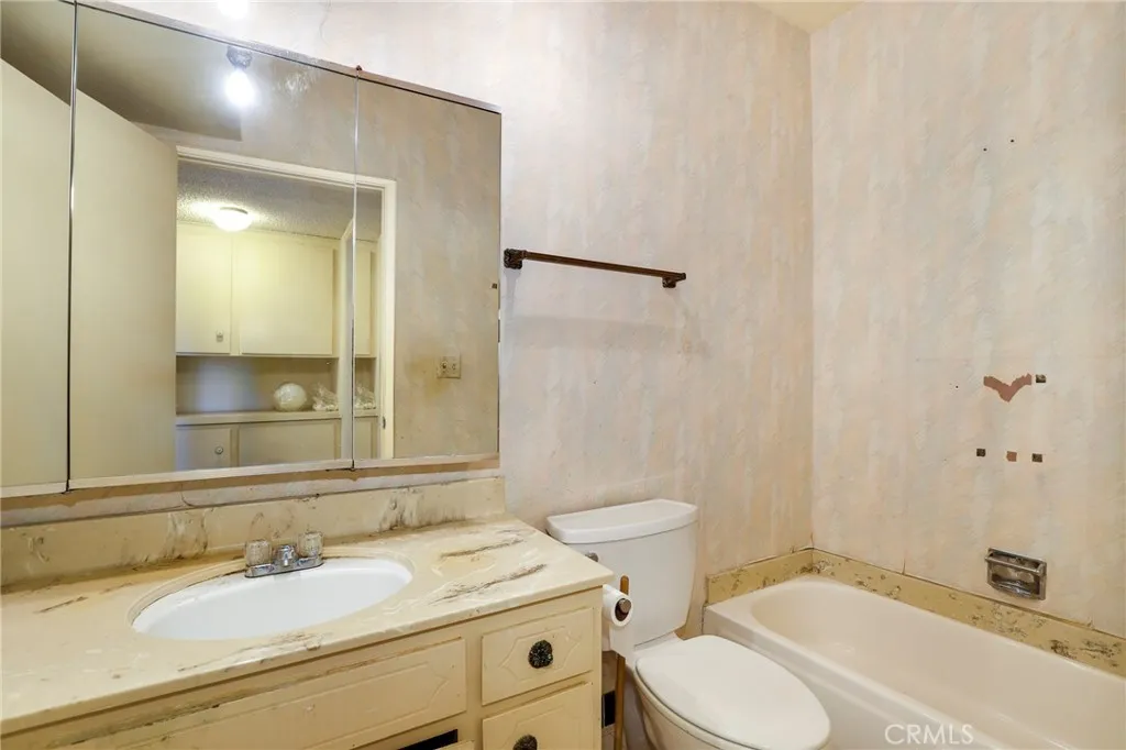 Additional image 17 of 822 S Windsor Boulevard Unit 203, Los Angeles, CA 90005