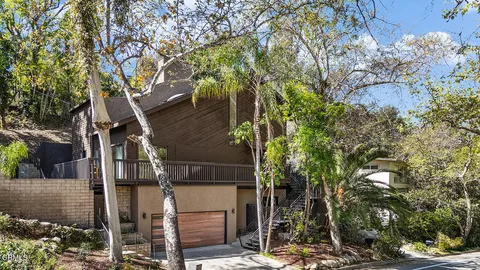 1726 La Loma Road, Pasadena, CA MLS: P1-21744