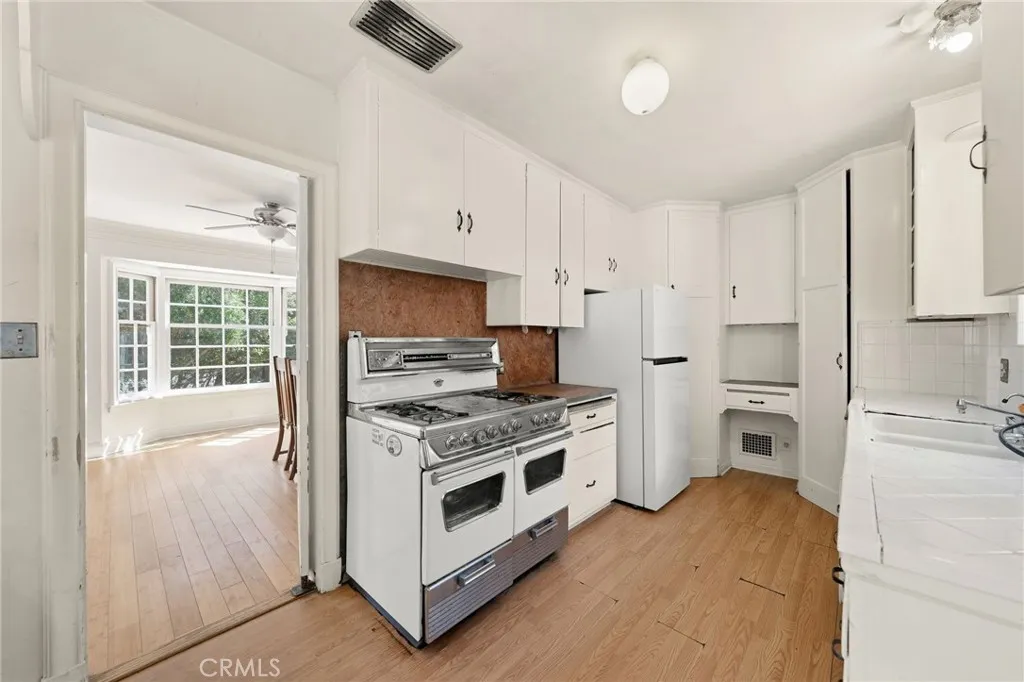 Additional image 66 of 4874 Palo Drive, Tarzana, CA 91356